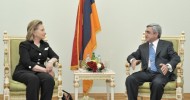 Armenian group criticizes Clinton for visiting memorial in ‘secrecy’